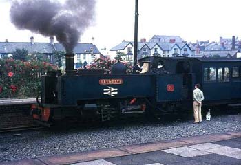 6 Llywelyn at Aberystwyth with the 2pm to Devils Bridge Jul